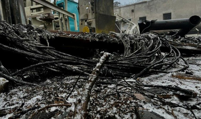 За минулий місяць енергетики ДТЕК Одеські електромережі повернули світло в оселі понад пів мільйона родин після ворожих атак