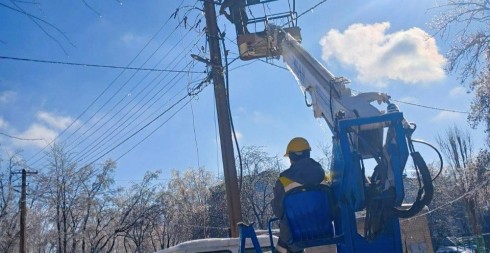 ДТЕК Дніпровські електромережі повернув світло у 105 населених пунктів після російських обстрілів