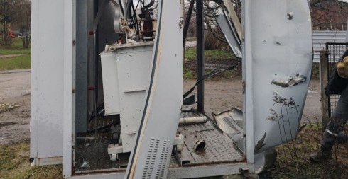 Attacks on the power facilities: over the course of the day, DTEK Dnipro Grids energy workers restored electricity to 85 settlements in the region