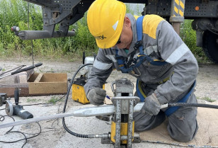 За дві доби енергетики ДТЕК Дніпровські електромережі відновили світло для понад 20 тисяч родин після ворожих обстрілів За дві доби енергетики ДТЕК Дніпровські електромережі відновили світло для понад 20 тисяч родин після ворожих обстрілів