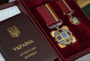 Шістьох енергетиків ОСР ДТЕК Мережі відзначили Президент і Кабмін за внесок у стійкість енергосистеми України Шістьох енергетиків ОСР ДТЕК Мережі відзначили Президент і Кабмін за внесок у стійкість енергосистеми України