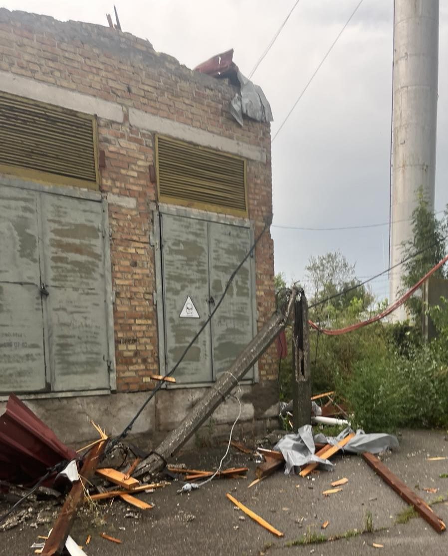 Майже 140 тисяч родин Київщини знову зі світлом: енергетики ДТЕК Київські регіональні електромережі завершили відновлення основної мережі після негоди.  2