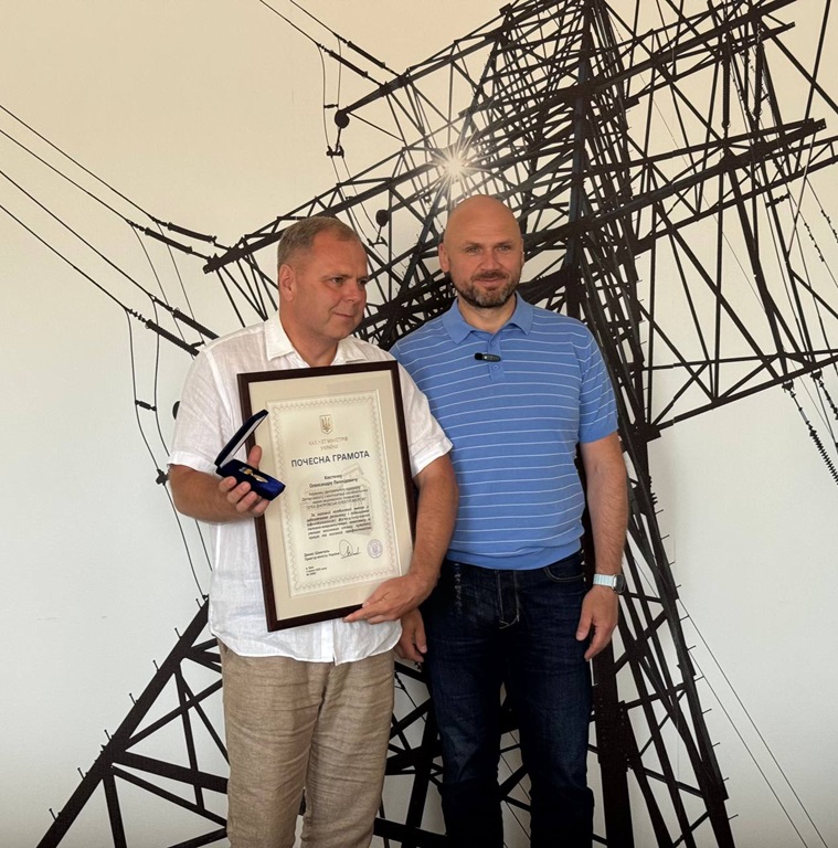 For bringing the light back: 10 energy workers of DTEK Grids DSO were awarded state honors. 2 For bringing the light back: 10 energy workers of DTEK Grids DSO were awarded state honors. 1