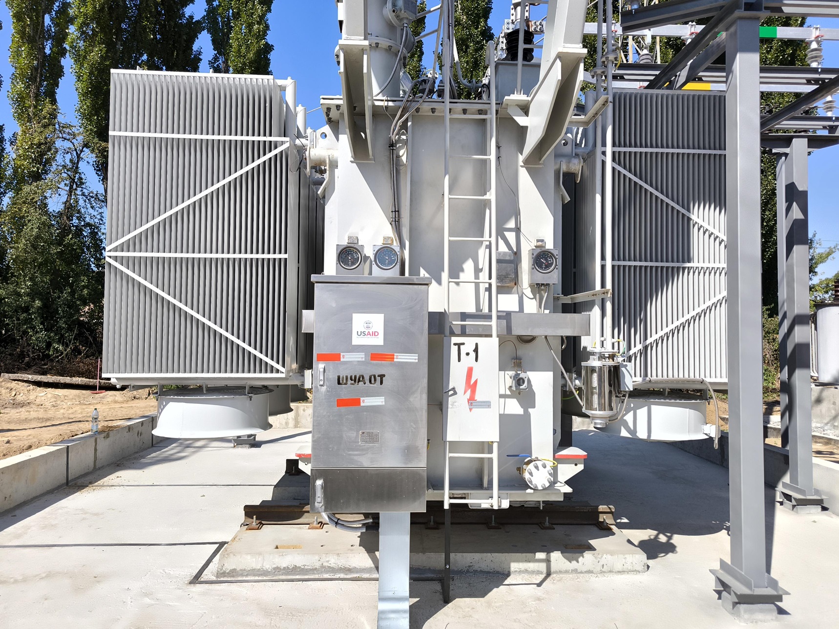 Partners helped energy workers of the capital improve power supply and prepare the city for the cold season. 3 Partners helped energy workers of the capital improve power supply and prepare the city for the cold season. 2