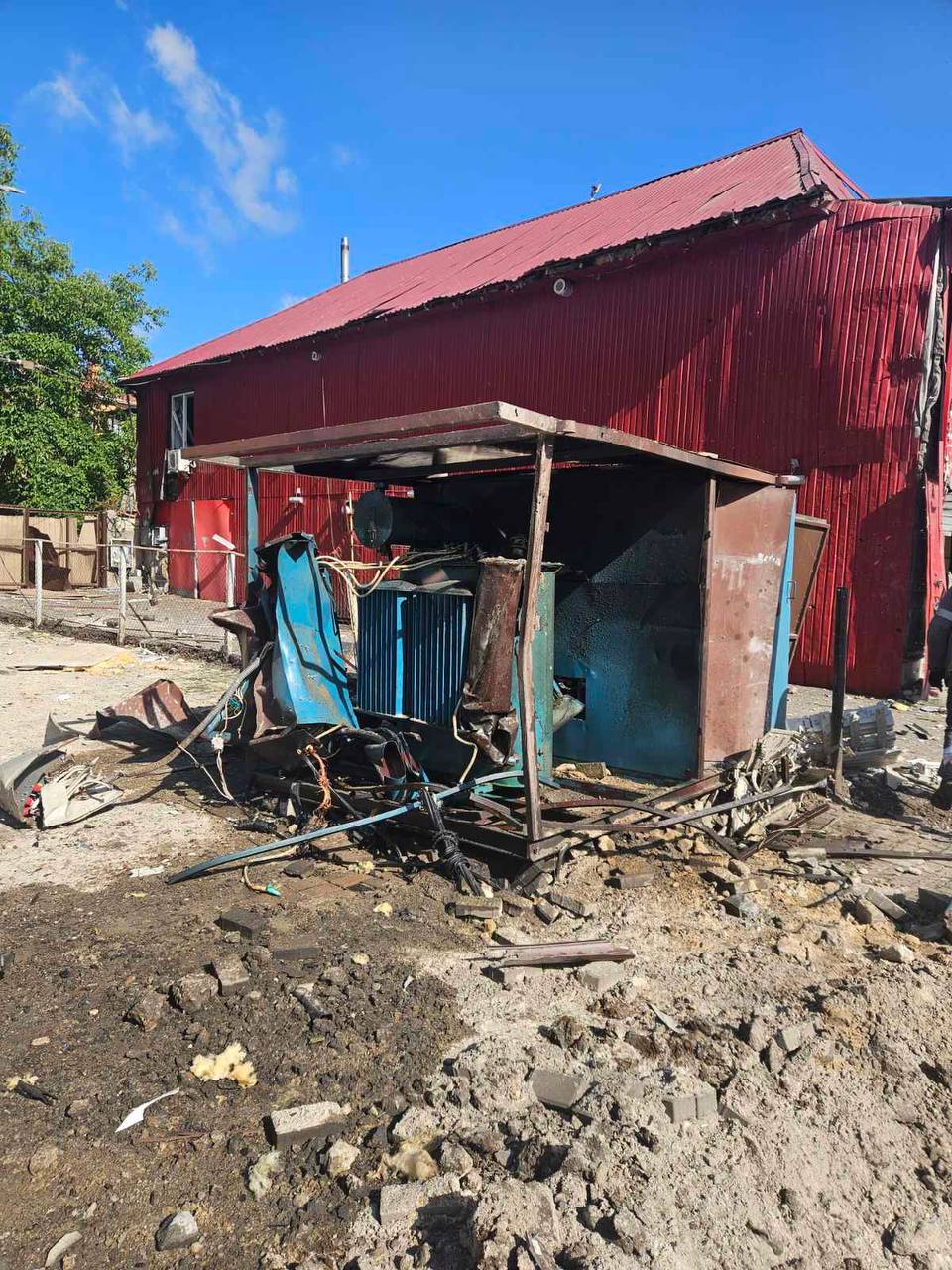 ДТЕК Київські електромережі повернув світло киянам після нічної атаки ворога